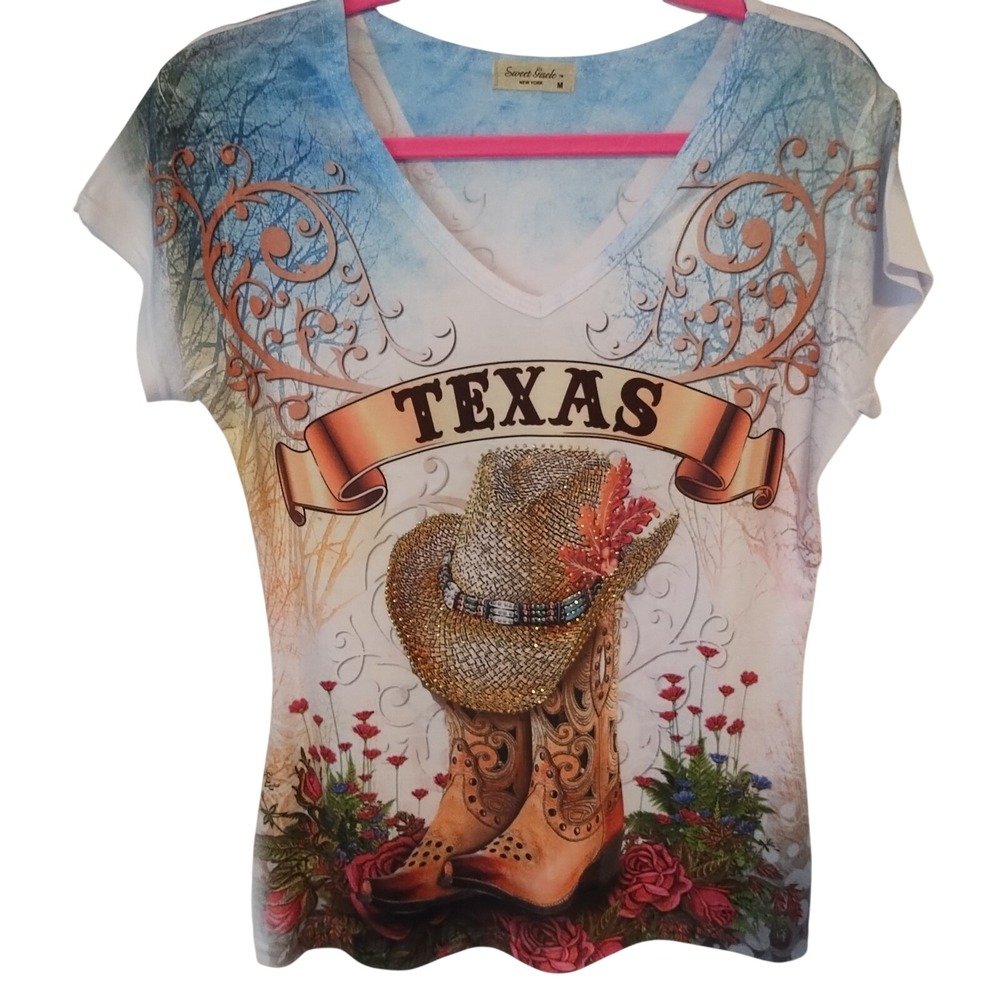 Sweet Gisele Texas Graphic T-Shirt Medium V-Neck Rhinestone  Cowboy